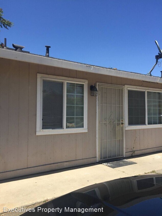 Primary Photo - 2 br, 1 bath House - 6916 Hall Blvd.