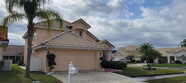 Building Photo - 6434 Pinewood Dr