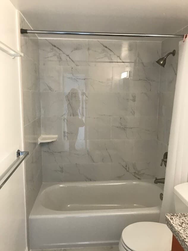 Primary Photo - 2-bedrrom, 1-bath Lakeview Gardens