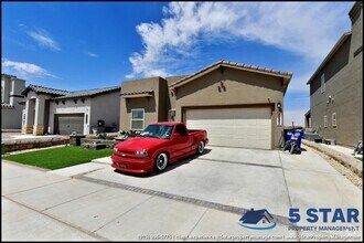 Building Photo - 2225 Tierra Delmonte Dr