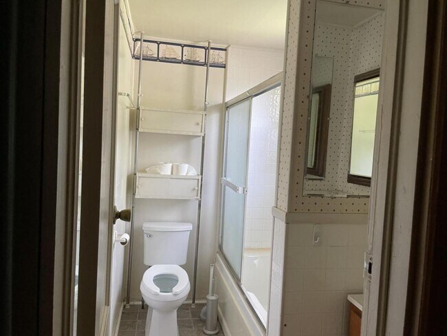 Foto del edificio - 215 Haymore St