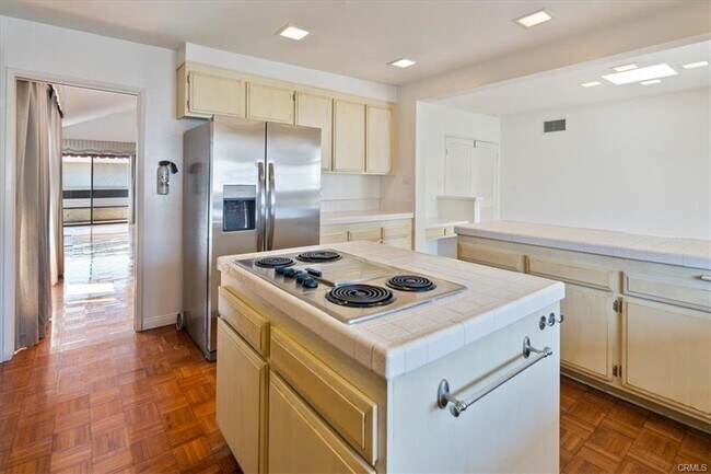 Foto del edificio - 1325 Valley View Rd