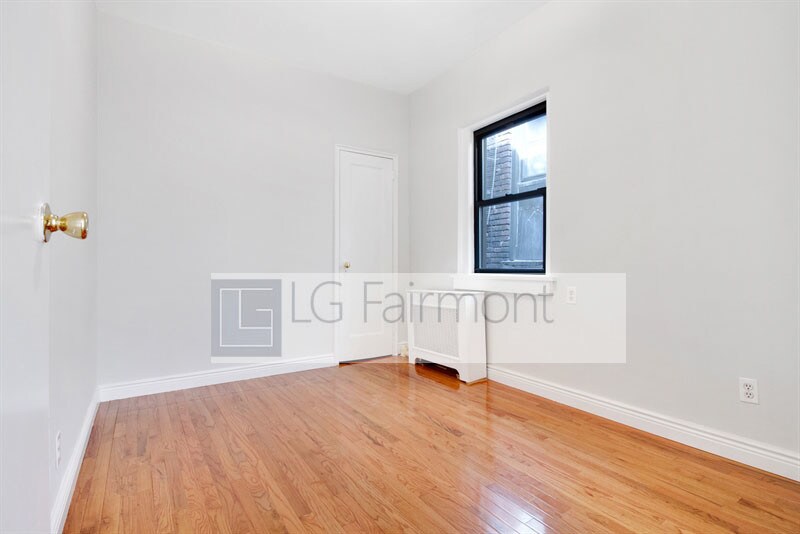Building Photo - 1440 Lexington Ave