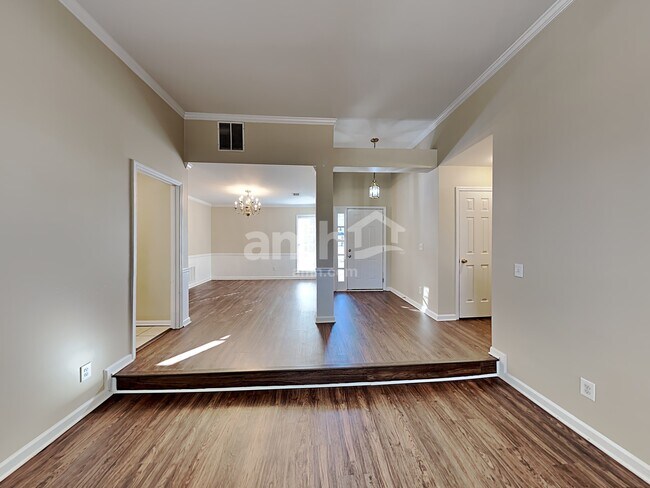 Foto del edificio - 201 Red Oak Lane