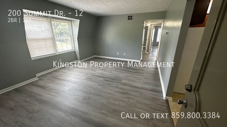 200 Summit Dr Unit 12, Mount Sterling, KY 40353 Room for Rent in