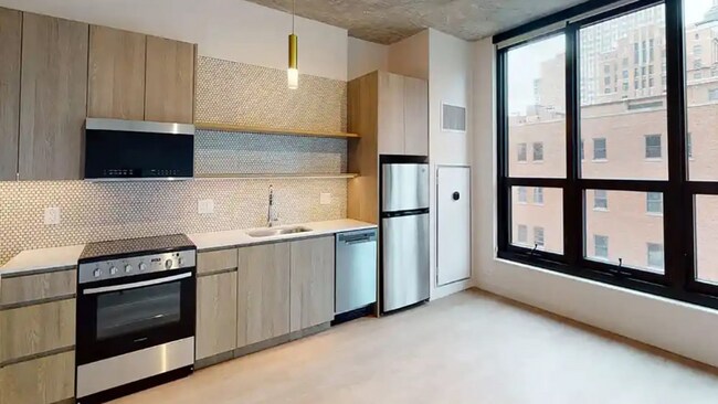 Photo - 826 N Wells St Apartment
