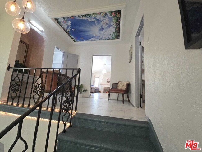 Foto del edificio - 6241 W 6th St