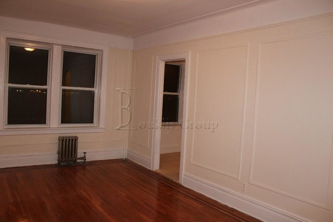 Building Photo - 3115 21st Ave