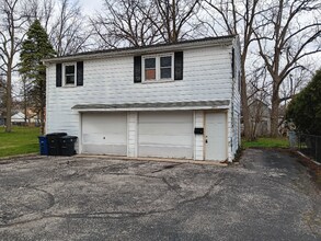 Building Photo - 257 Buttonwood Ave