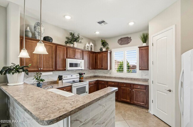 Building Photo - 6323 E Beckett Trl
