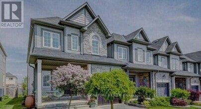 Building Photo - 28 Bagnell Cr