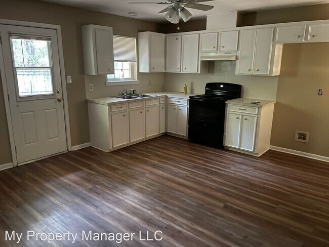Foto del edificio - 3 br, 1.5 bath House - 129 Miller Drive