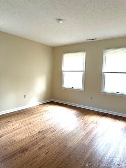 Building Photo - 25 Old Turnpike Rd