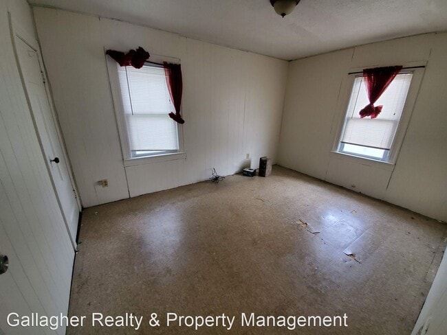 Building Photo - 3 br, 1 bath House - 307 Hague St