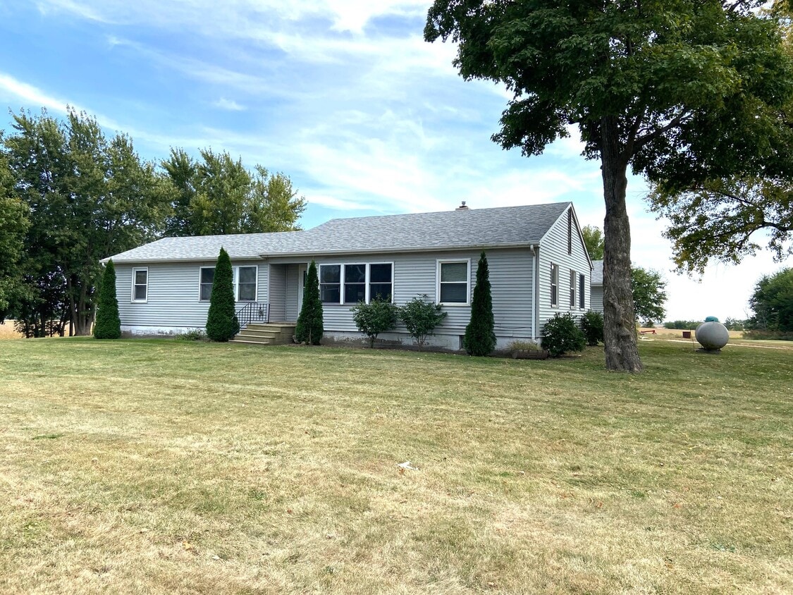 Primary Photo - 8170 Duffy Rd