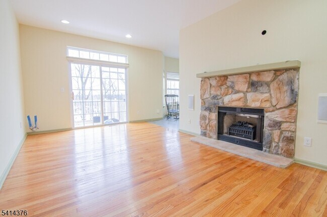 Foto del edificio - 3027 King Ct