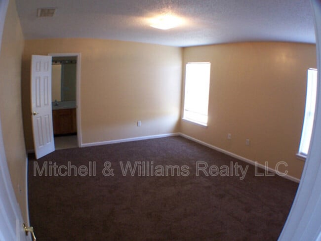 Foto del edificio - 3952 Hideaway Lane