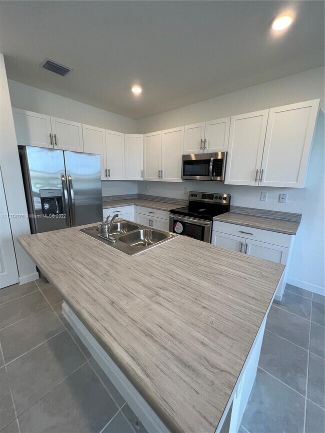 Foto del edificio - 10103 SW 231st Ln
