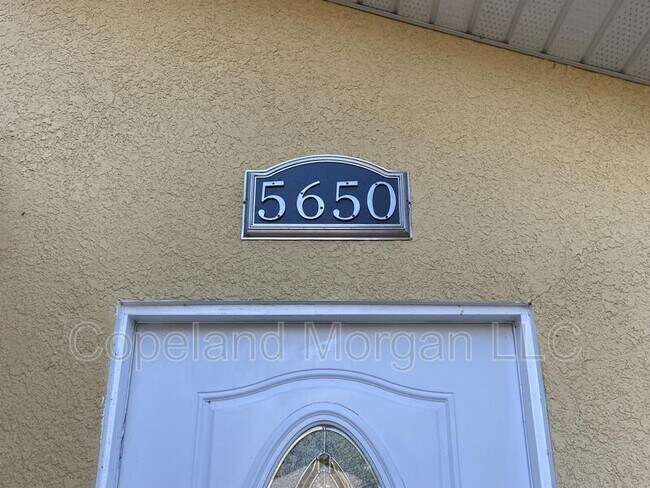 Foto del edificio - 5650 36th St N