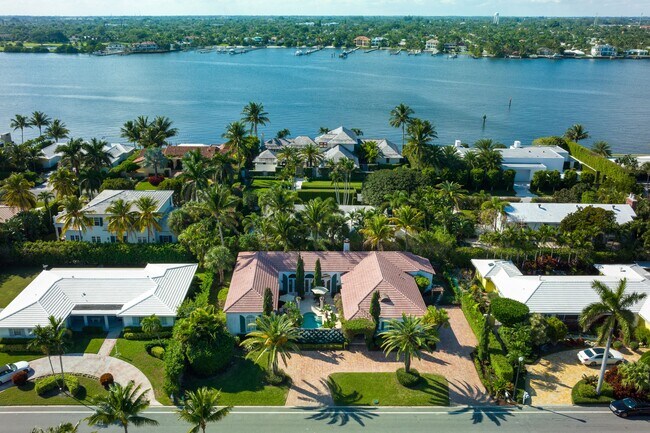 Foto del edificio - 2258 Ibis Isle Rd E