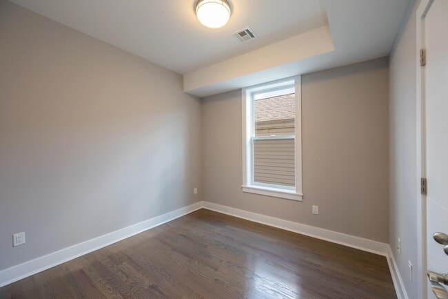 Foto del edificio - 313 Winfield Ave