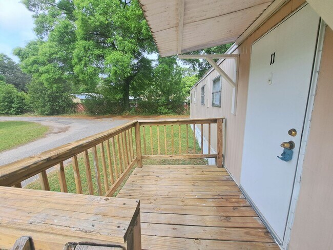Foto del edificio - 1BR/1BA updated mobile home close to I10 a...