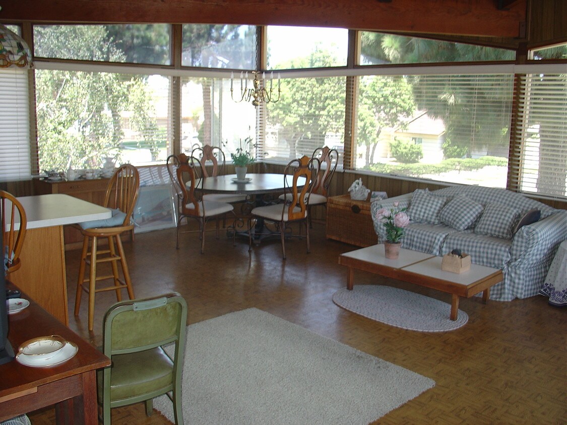 Primary Photo - 6252 Anthony Ave