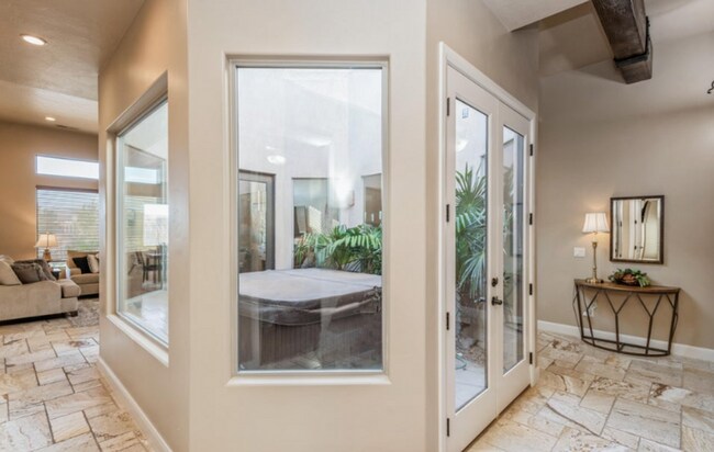 Foto del edificio - Fully Furnished home in the heart of Hurricane