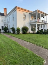 Building Photo - 633 N Ocoee St