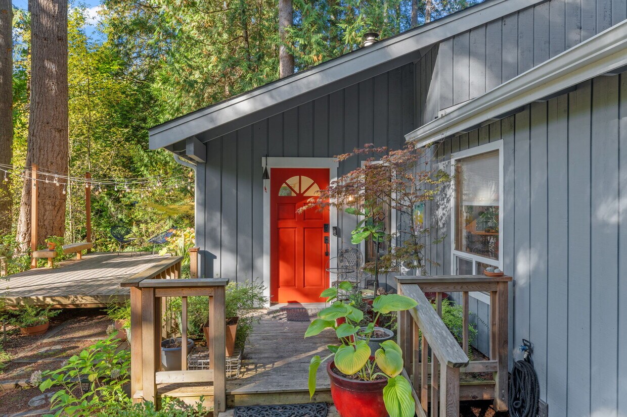 Foto principal - 9999 NE Beach Crest Dr