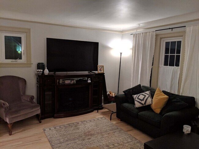Senderos del parque Pine Glen - 473 Fairfield St
