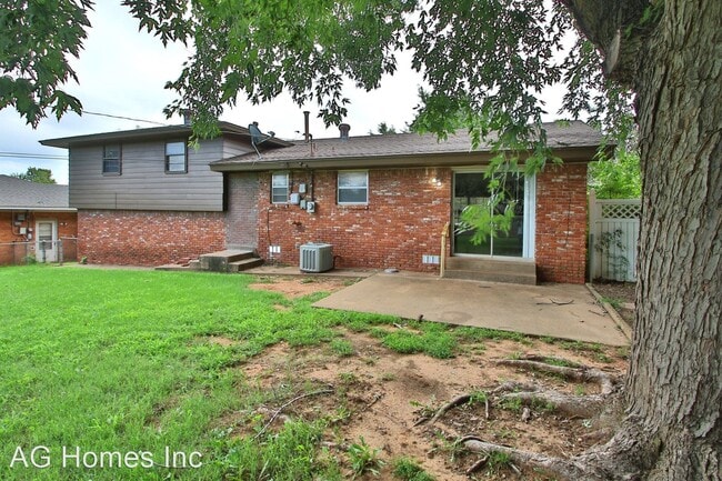 Building Photo - 3 br, 2 bath House - 405 Yukon Ave