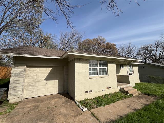 Building Photo - 5828 Lazy River Dr