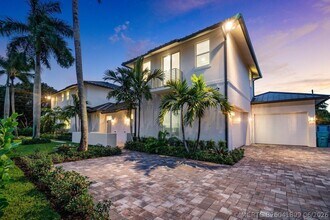 Building Photo - 217 Gulfstream Blvd