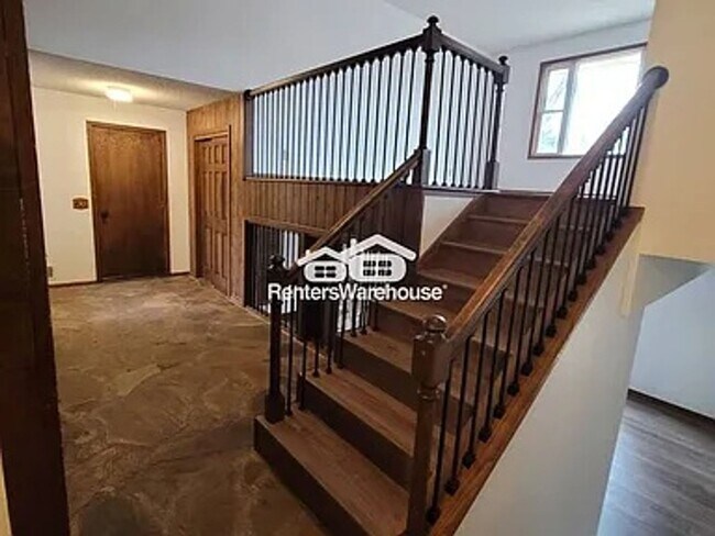 Foto del edificio - 18705 Partridge Cir