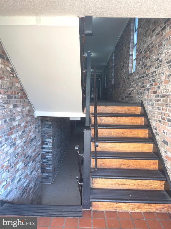 Foto del edificio - 201 S Augusta Ave