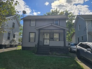 Building Photo - 10312 Nelson Ave