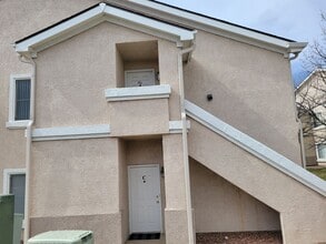 Building Photo - 3735 Strawberry Field Grove