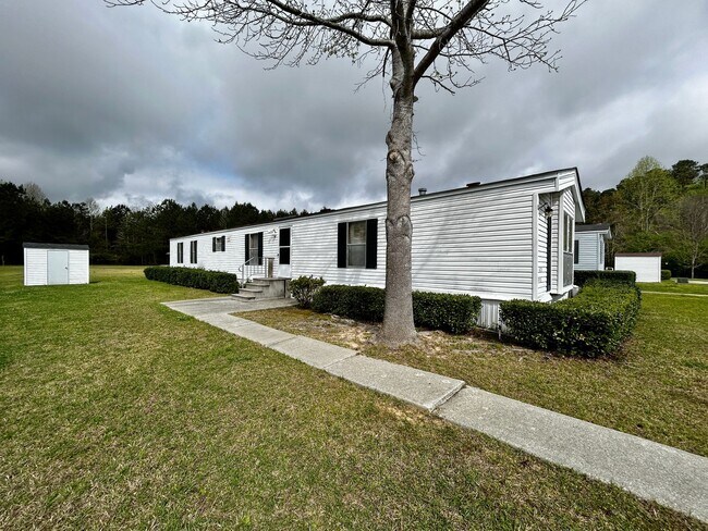 Foto del edificio - Available Now! 3 Bedroom 2 bath unit
