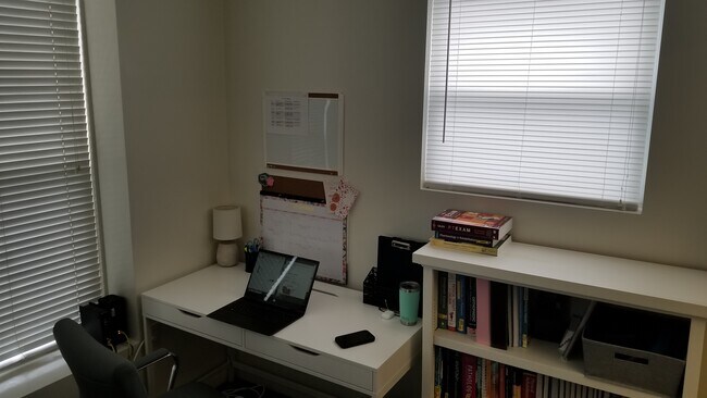 Dormitorio 2 - 164 River St