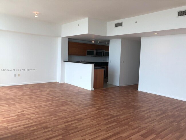 Foto del edificio - 253 NE 2nd St
