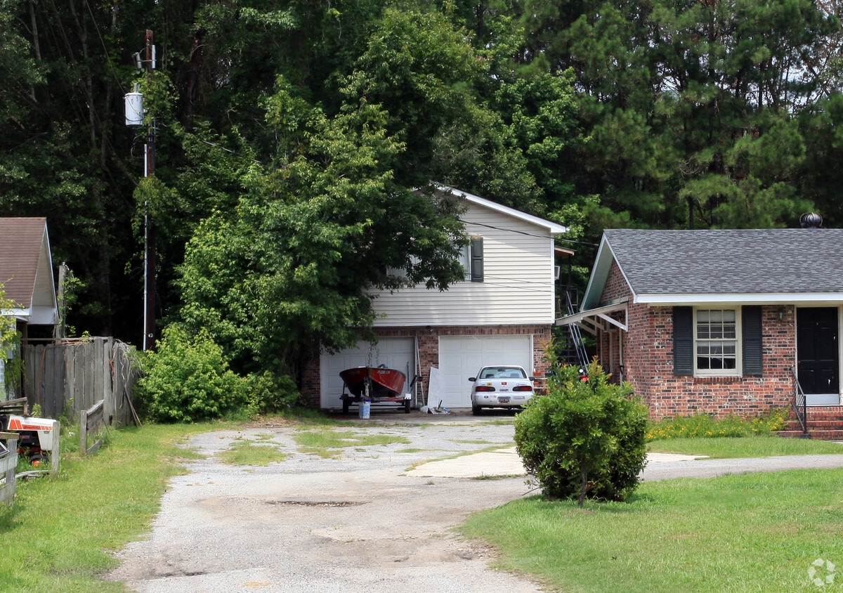 Building Photo - 435 Howle Ave