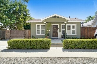 Building Photo - 1982 Corson St