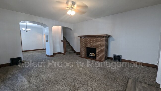 Building Photo - 4109 S Calhoun St