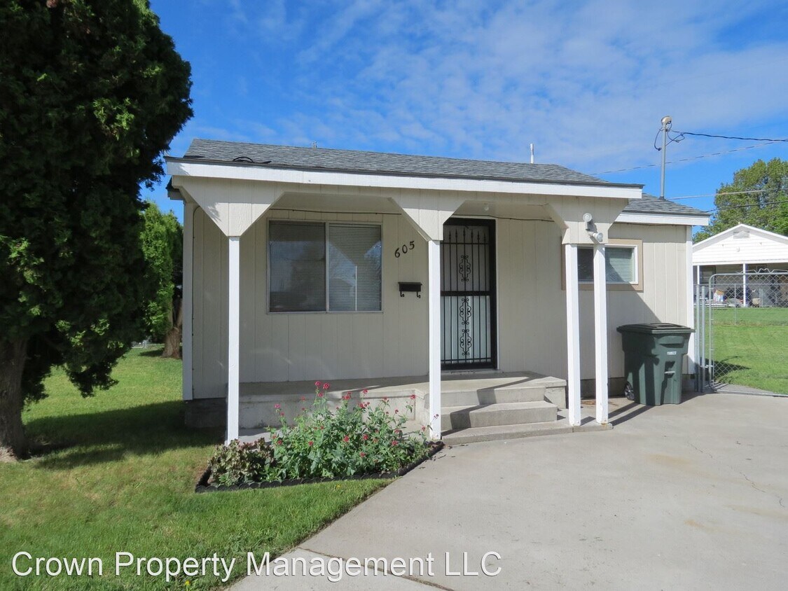 Primary Photo - 2 br, 1 bath House - 605 Sanford Ave