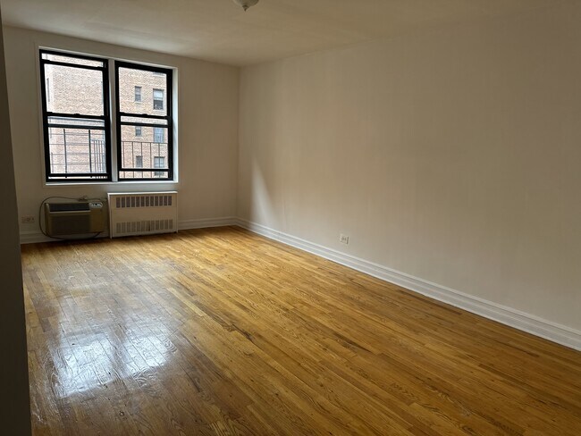 Foto del edificio - 6550 Wetherole St