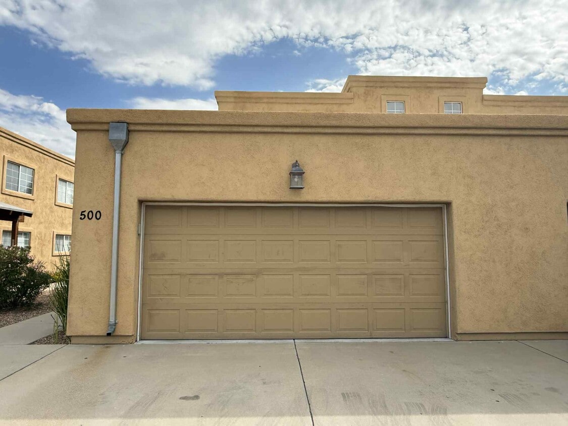Photo - 500 N Forgeus Ave (Tucson, AZ)