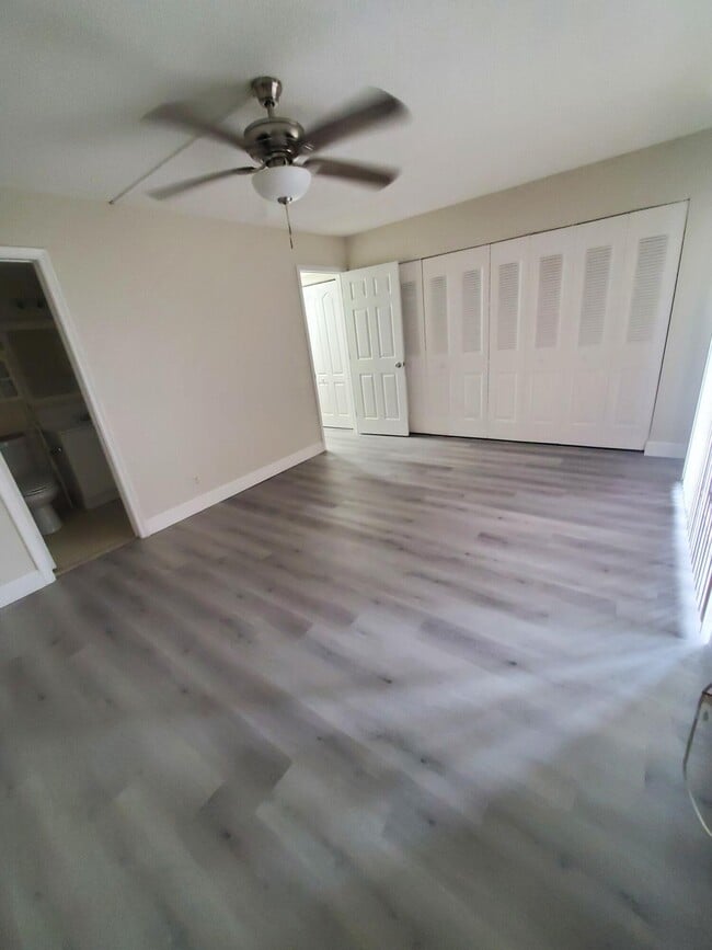 Building Photo - 90 Andover D