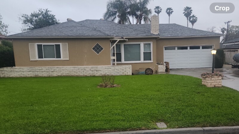 Foto principal - 1535 Los Flores Dr