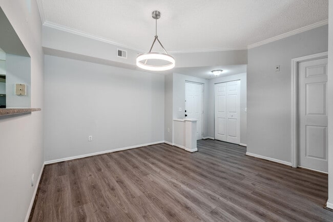 Building Photo - 1106 Tuscany Way